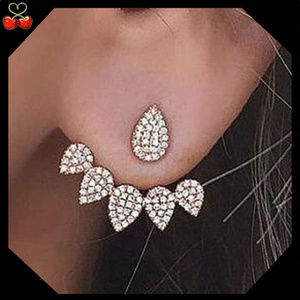 🍒 CRYSTAL 💎 Ear Jackets